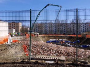 Забор на строительную площадку 95 метров фото стоимость под ключ