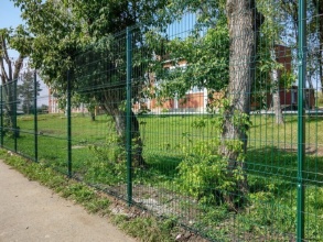 3D заборы для школы 90 метров фото в Калининеце