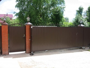 Дистанционное управление с откатными воротами - пример 8 фото в Калининеце