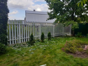 Забор из евроштакетника с забивными столбами 25 метров фото в Калининеце